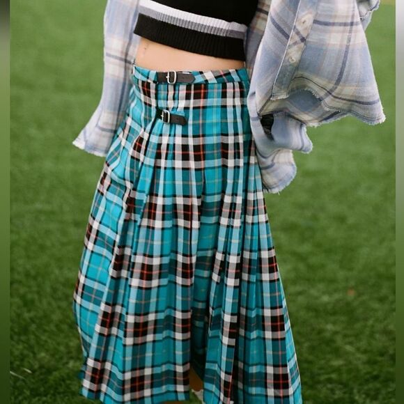 Bdg Perfect blue plaid fall skirt * pleated * size S * midi - Picture 1 of 8